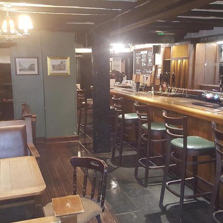 Whyte Harte Hotel เรดฮิลล์ ภายนอก รูปภาพ